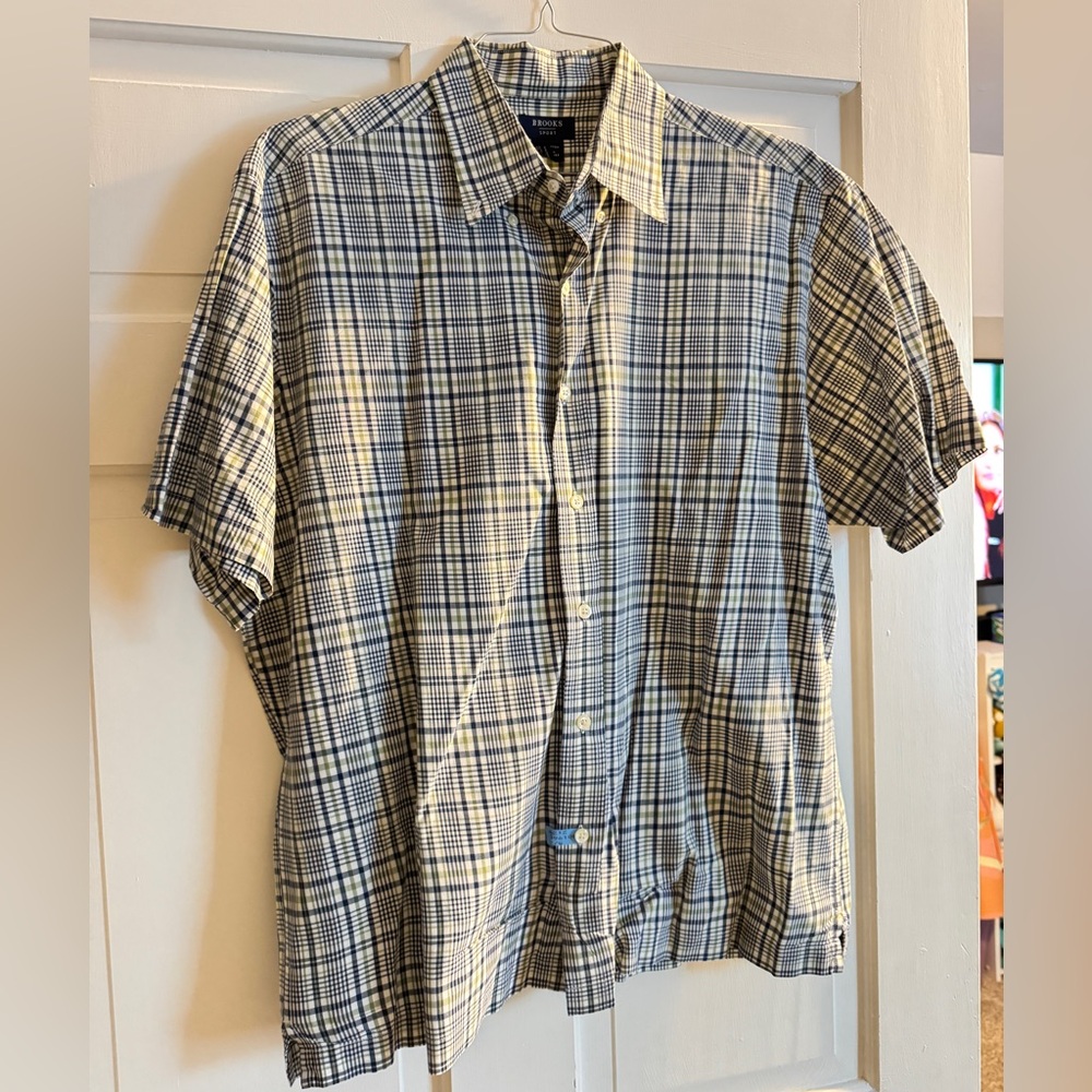 Brooks Brothers Men’s Button Down Multicolor Short Sleeve Shirt Size L
